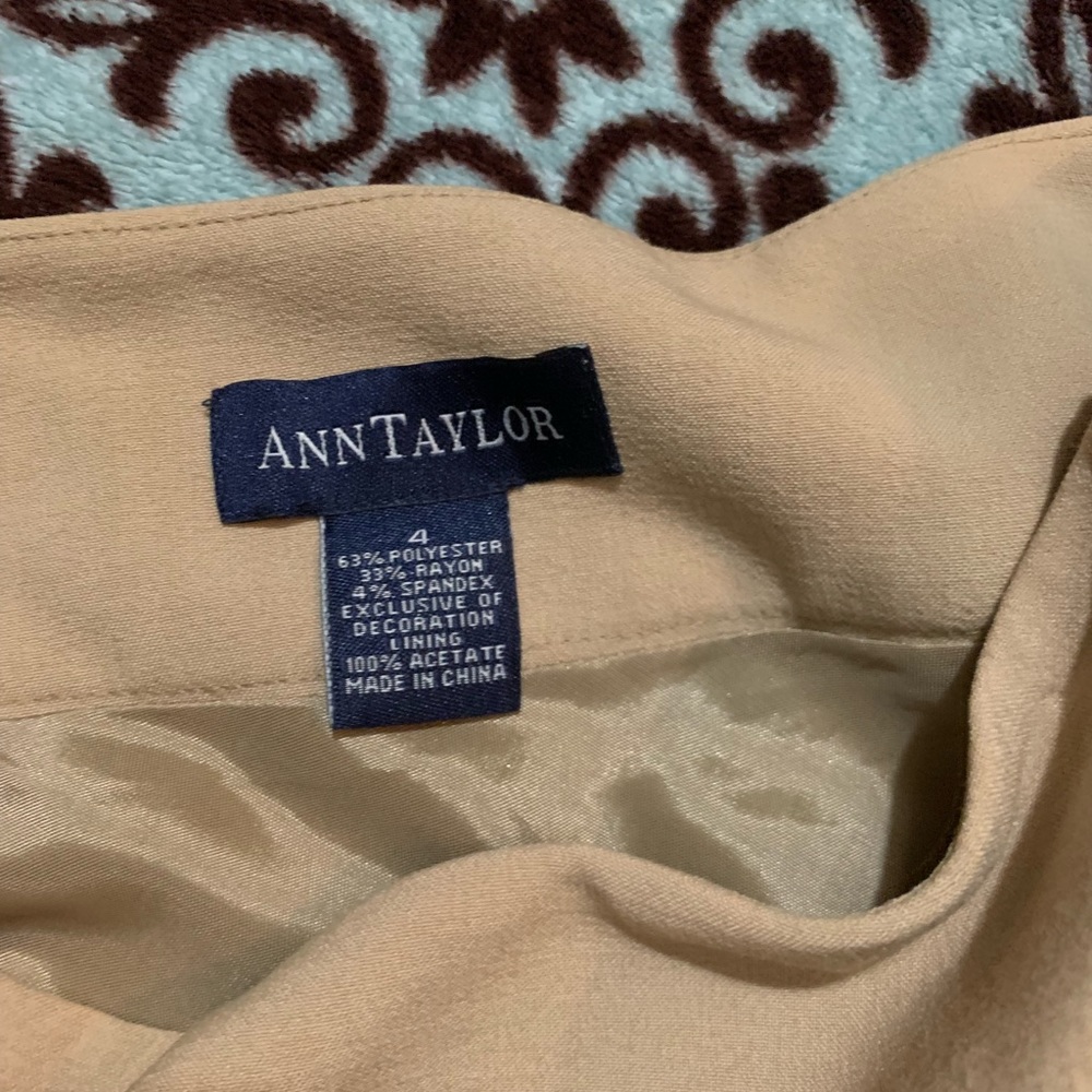 Ann Taylor size 4 skirt